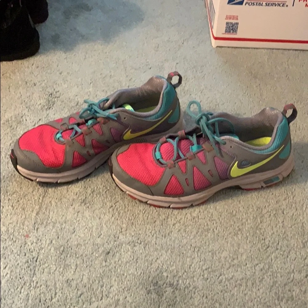 Nike Women's Pink and Gray Sneakers with Teal Laces
